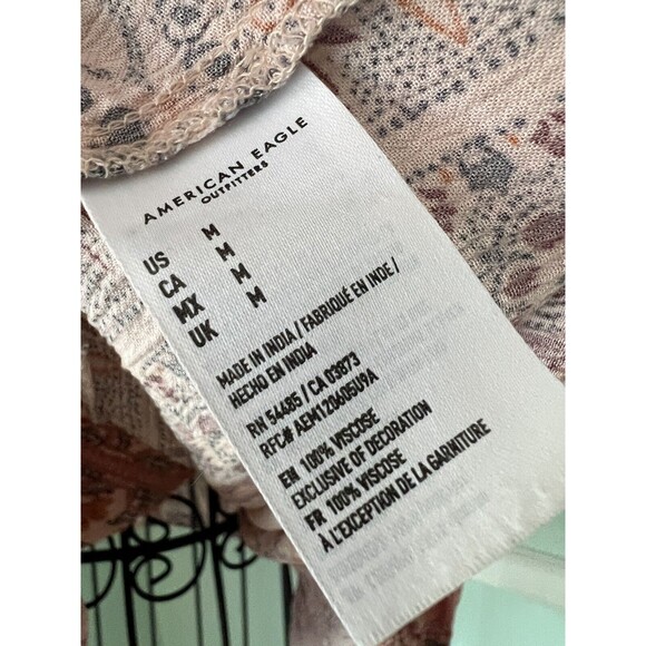 AE American Eagle Pink Embroidered Floral Tasseled Boho Peasant Top Sz Medium - Picture 4 of 8